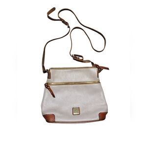 Dooney and Bourke Crossbody Leather Purse